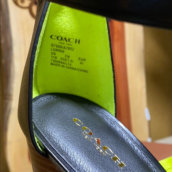 Coach Lorrie Mat Calf block heels - Picture 7 of 7